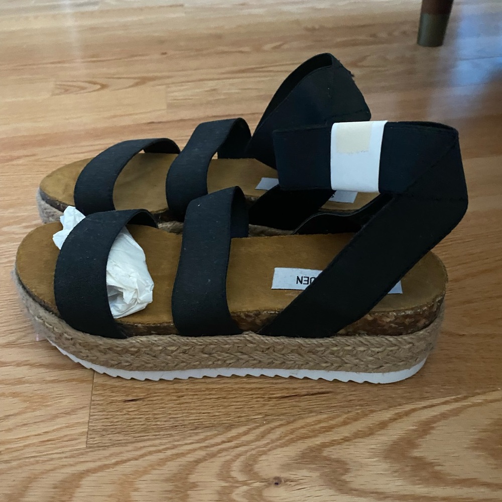 Steve Madden platform Sandals
